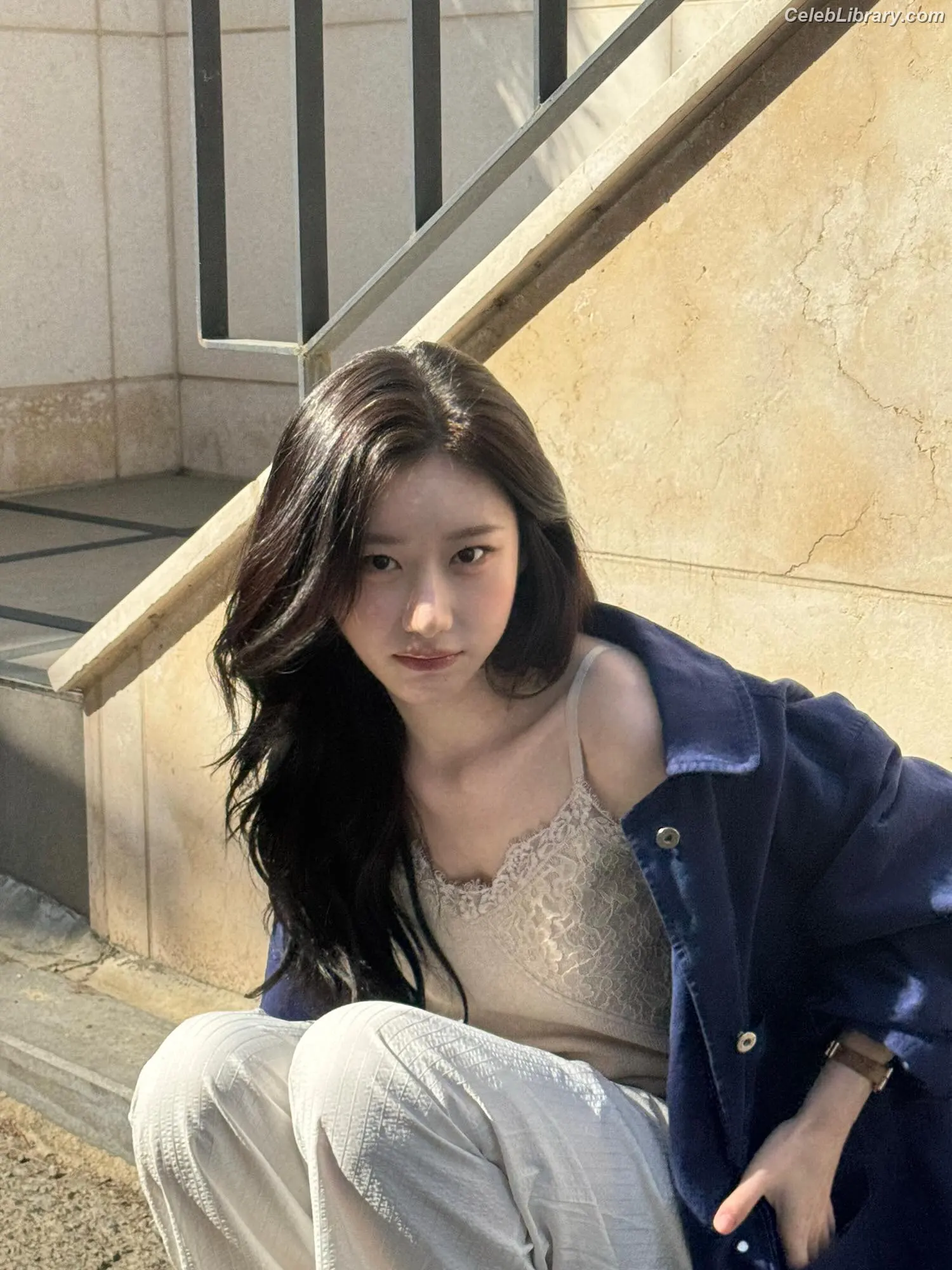 Chaeryeong - ITZY (채령) photo 7 of 659