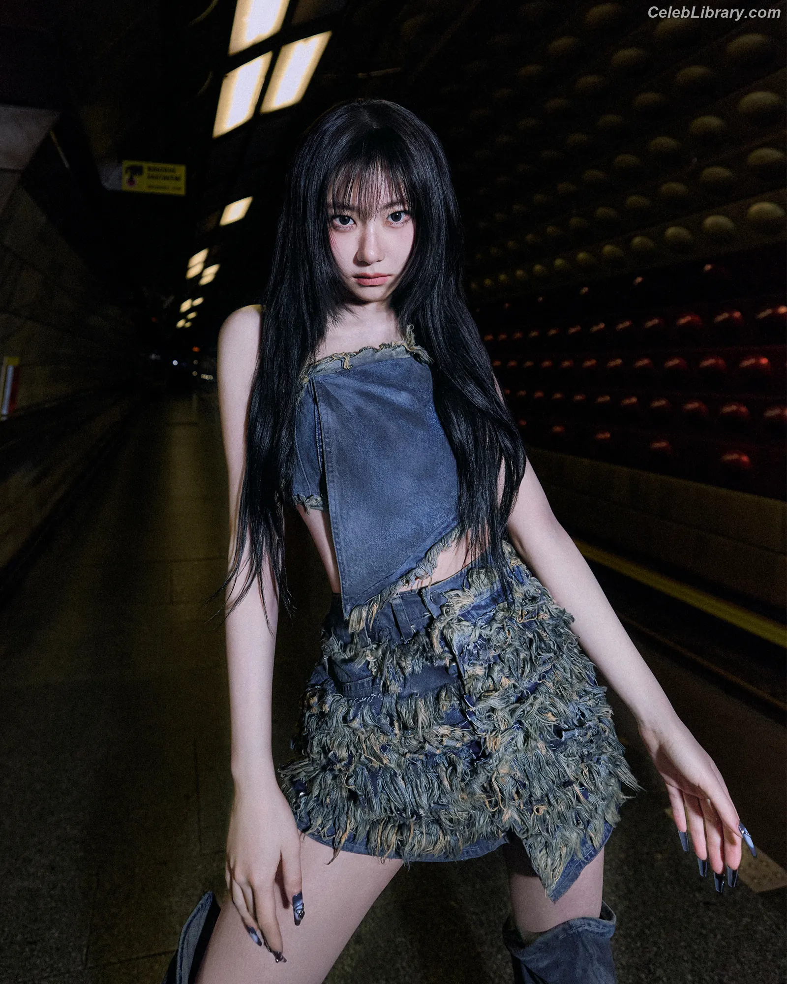 Chaeryeong - ITZY (채령) photo 15 of 659