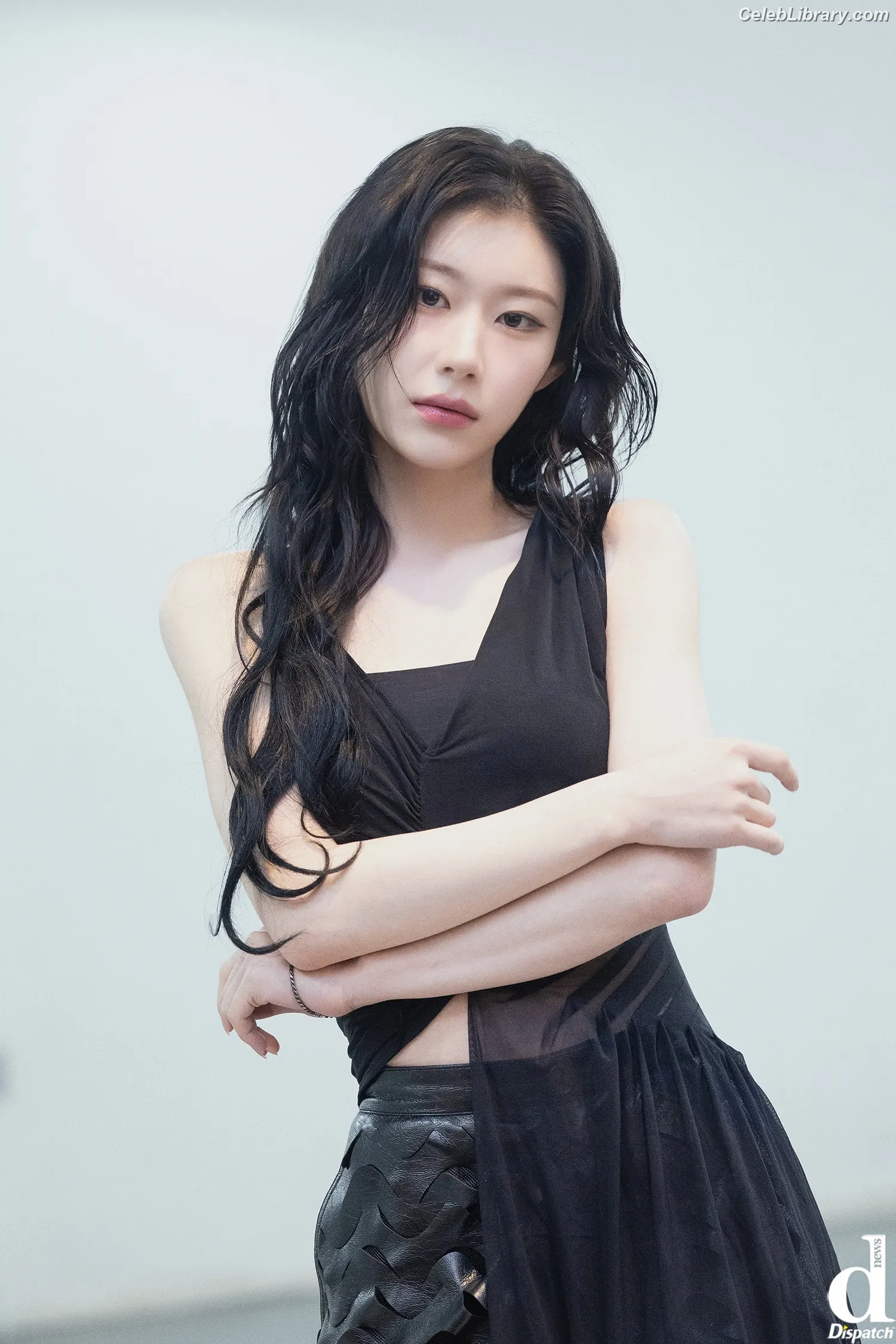 Chaeryeong - ITZY (채령) photo 3 of 659