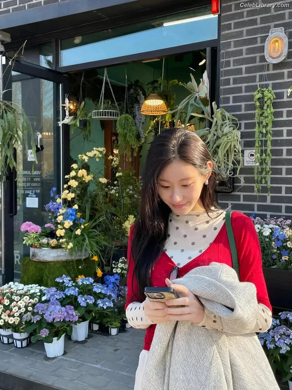 Chaeryeong - ITZY (채령) photo 23 of 660