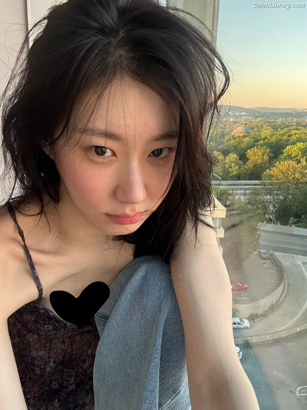 Chaeryeong - ITZY (채령) photo 20 of 660