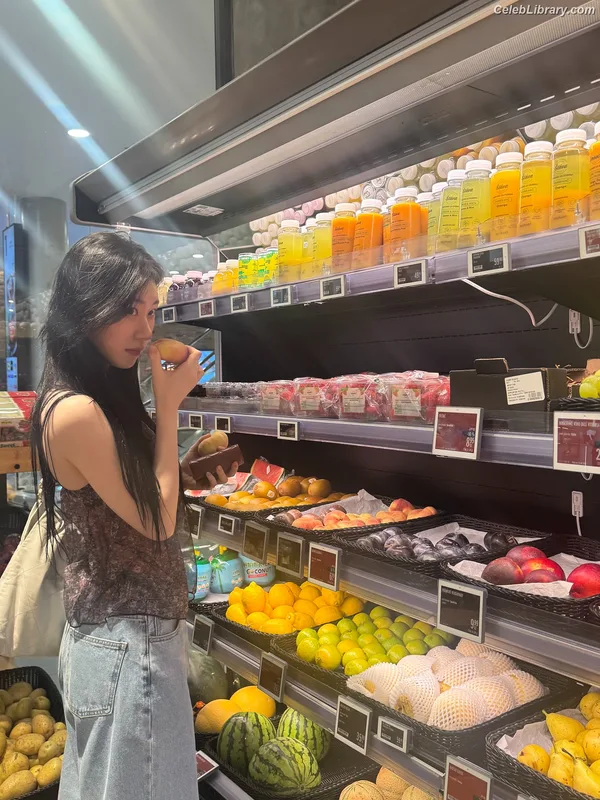 Chaeryeong - ITZY (채령) photo 21 of 660