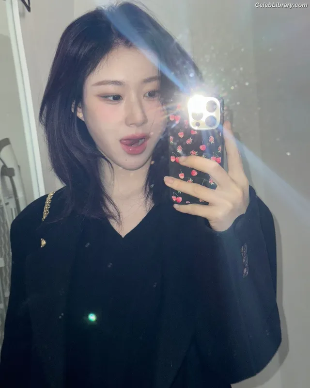 Chaeryeong - ITZY (채령) photo 16 of 660