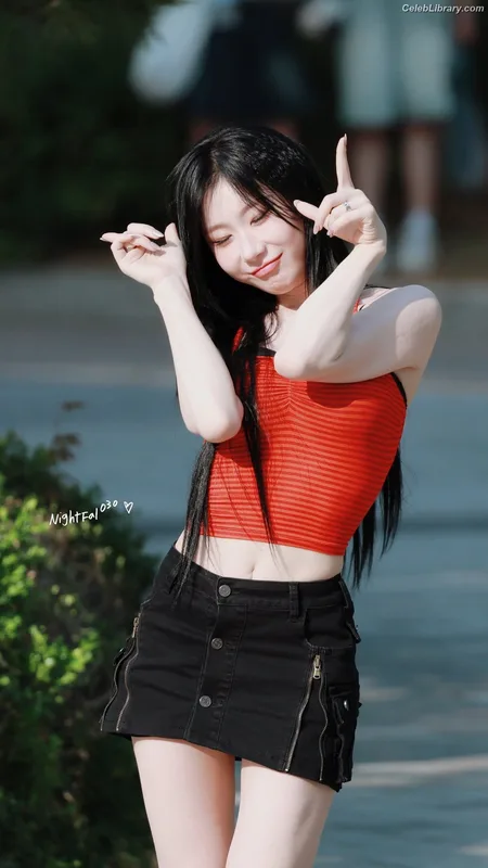 Chaeryeong - ITZY (채령) photo 9 of 660