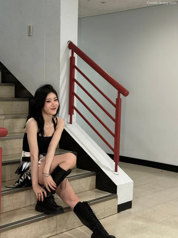 Chaeryeong - ITZY (채령) photo 11 of 660