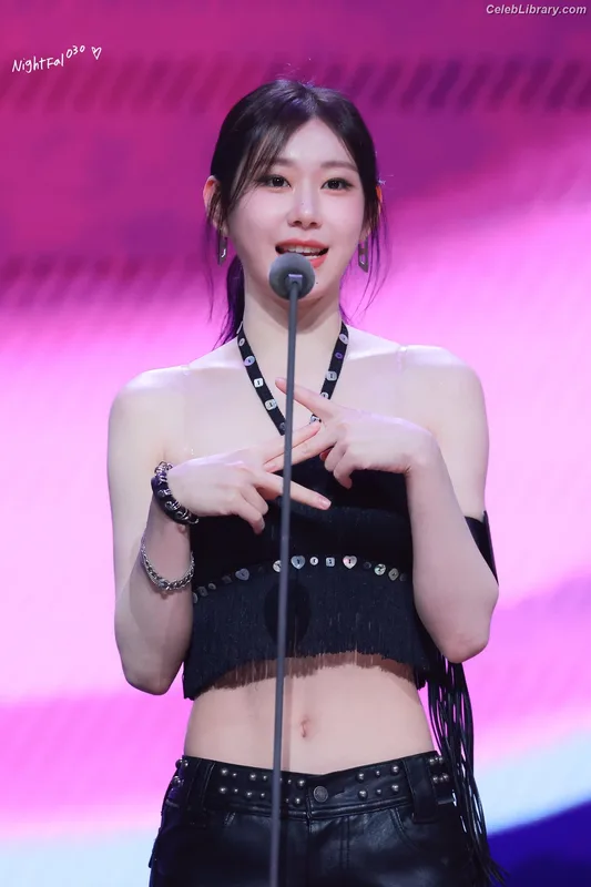 Chaeryeong - ITZY (채령) photo 17 of 660