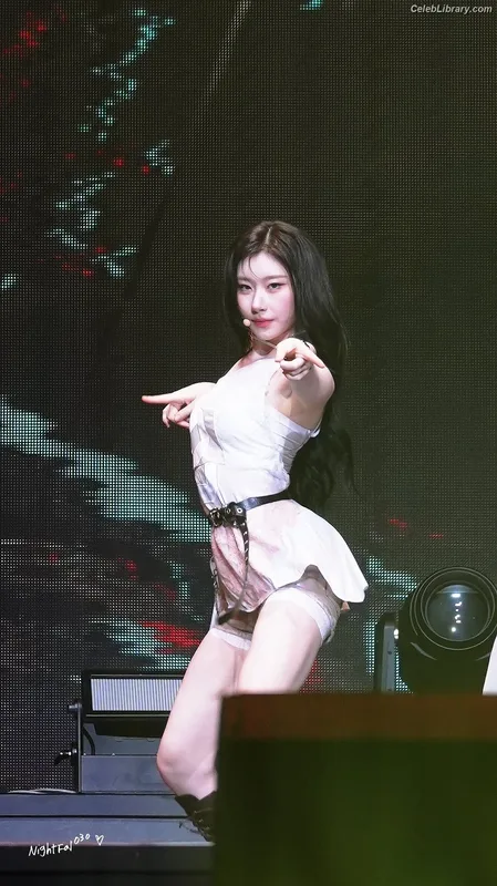 Chaeryeong - ITZY (채령) photo 1 of 660