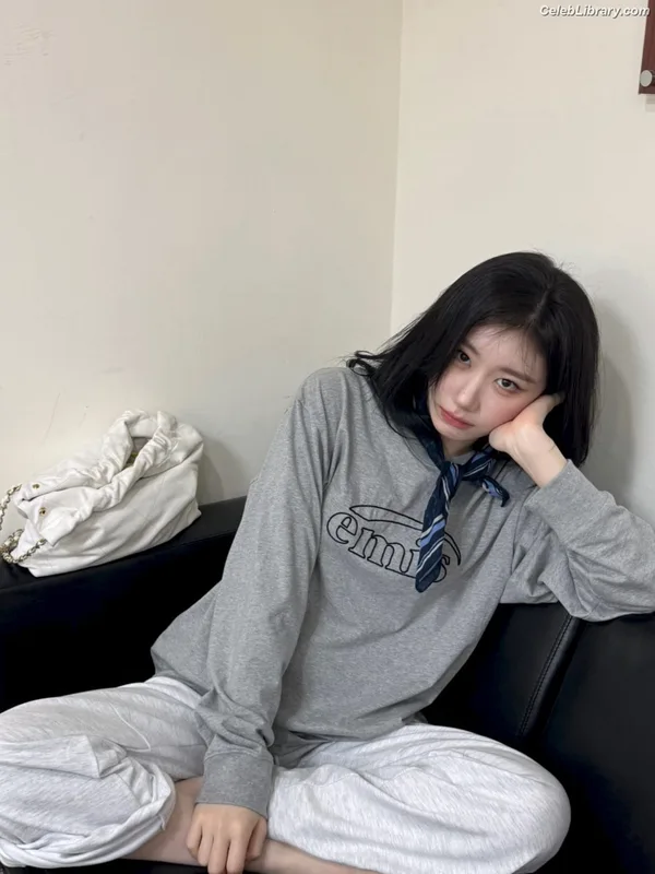 Chaeryeong - ITZY (채령) photo 4 of 660