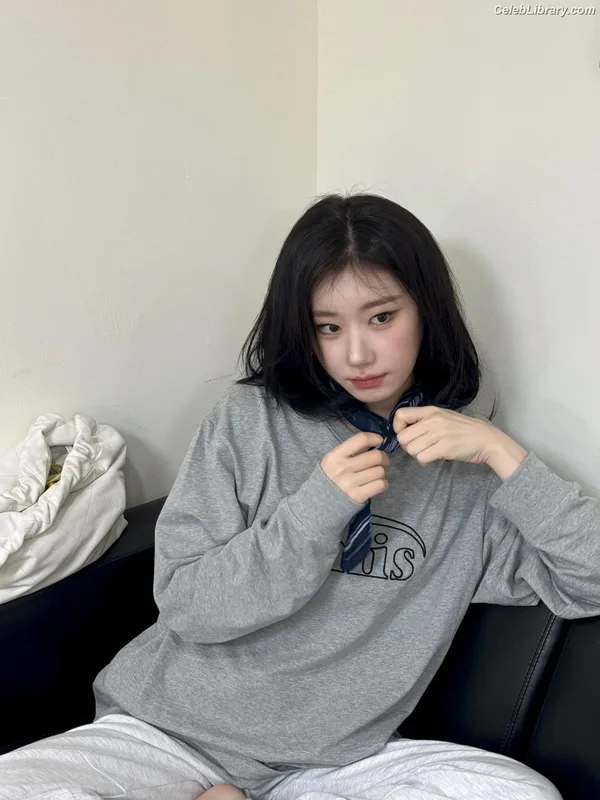 Chaeryeong - ITZY (채령) photo 7 of 660