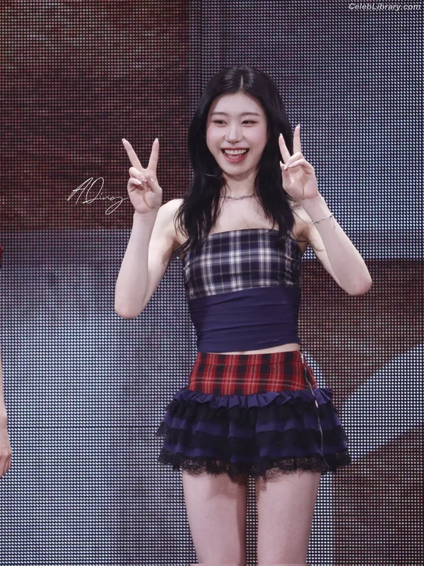 Chaeryeong - ITZY (채령) photo 5 of 660