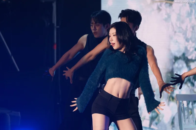 Chaeryeong - ITZY (채령) photo 9 of 660