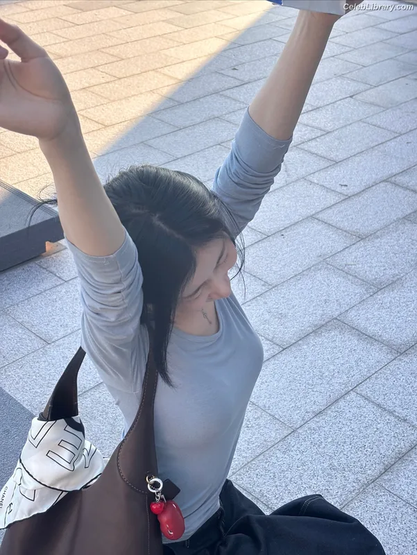 Chaeryeong - ITZY (채령) photo 15 of 660