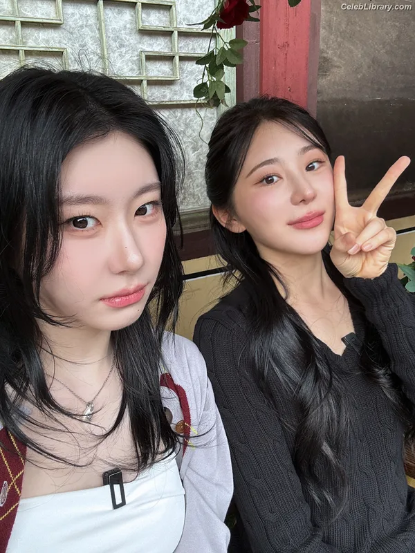Chaeryeong - ITZY (채령) photo 21 of 660
