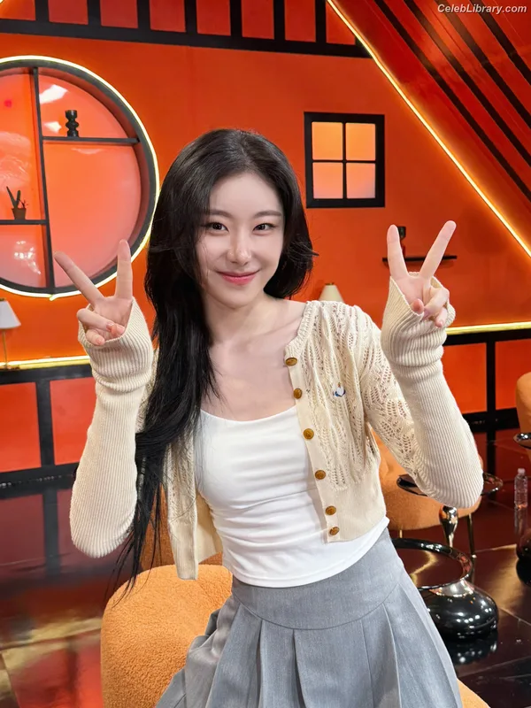 Chaeryeong - ITZY (채령) photo 12 of 660