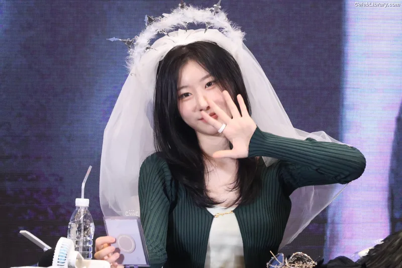 Chaeryeong - ITZY (채령) photo 14 of 660