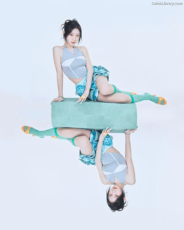 Chaeryeong - ITZY (채령) photo 5 of 660