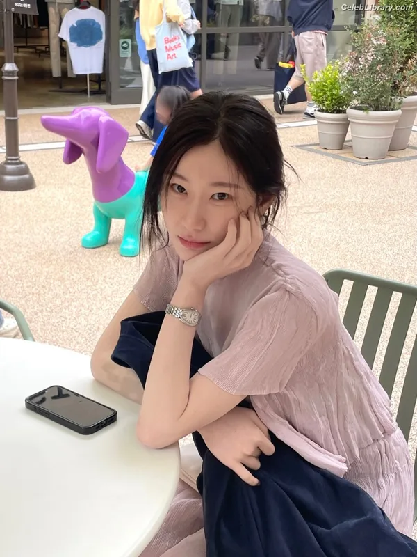 Chaeryeong - ITZY (채령) photo 6 of 660