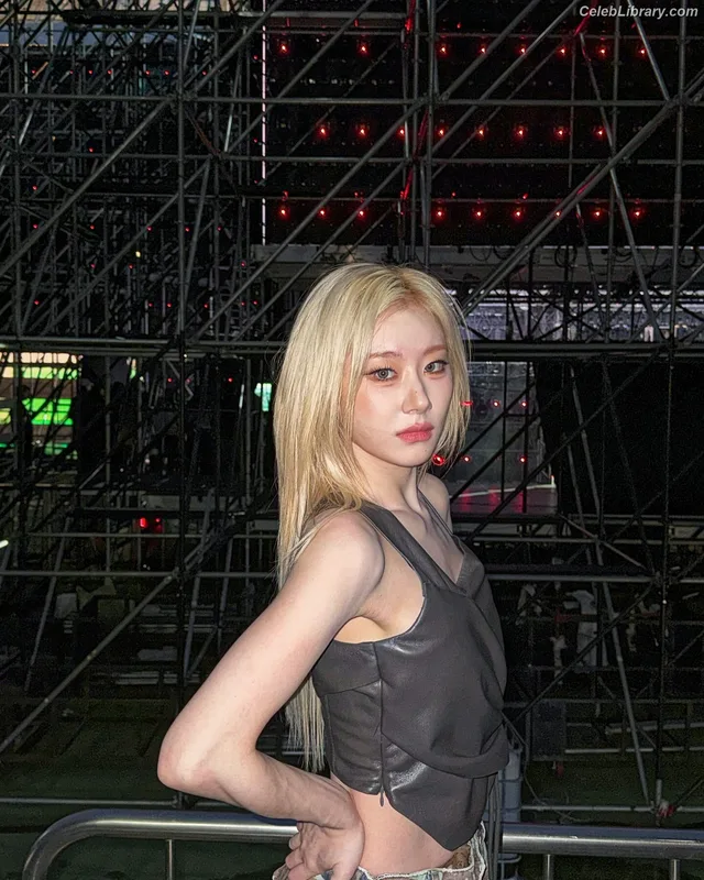 Chaeryeong - ITZY (채령) photo 24 of 660
