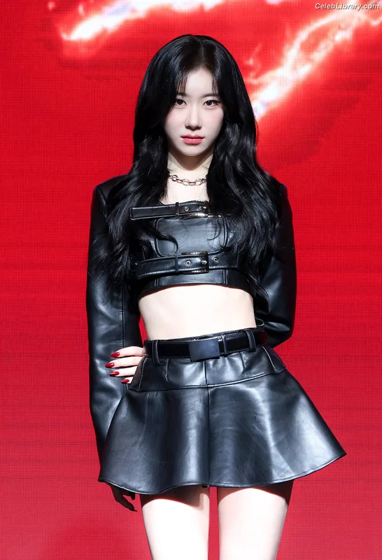Chaeryeong - ITZY (채령) photo 1 of 660