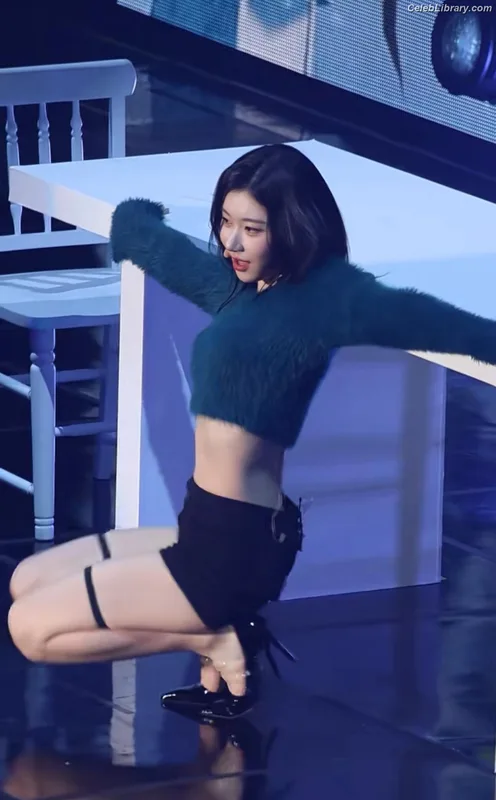 Chaeryeong - ITZY (채령) photo 12 of 660