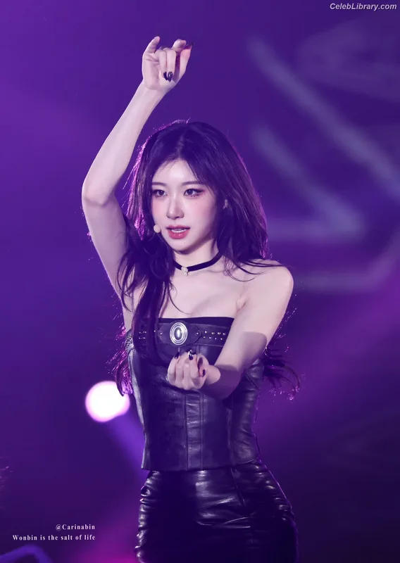 Chaeryeong - ITZY (채령) photo 23 of 660
