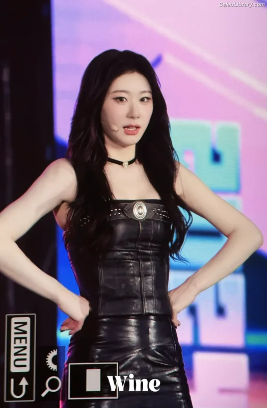 Chaeryeong - ITZY (채령) photo 6 of 660