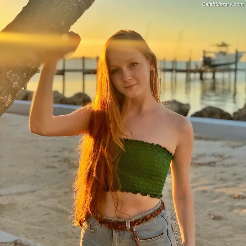 Chandler Lovelle photo 13 of 99
