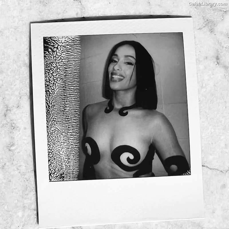 Chanel Terrero photo 10 of 21