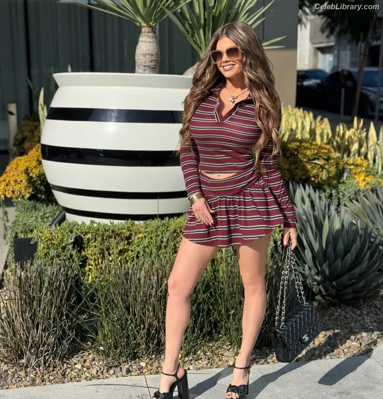Chanel West Coast photo 11 of 707