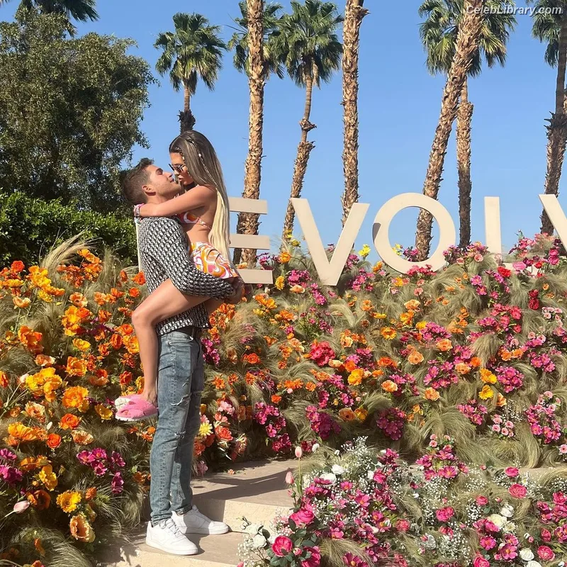 Chanel West Coast photo 22 of 707