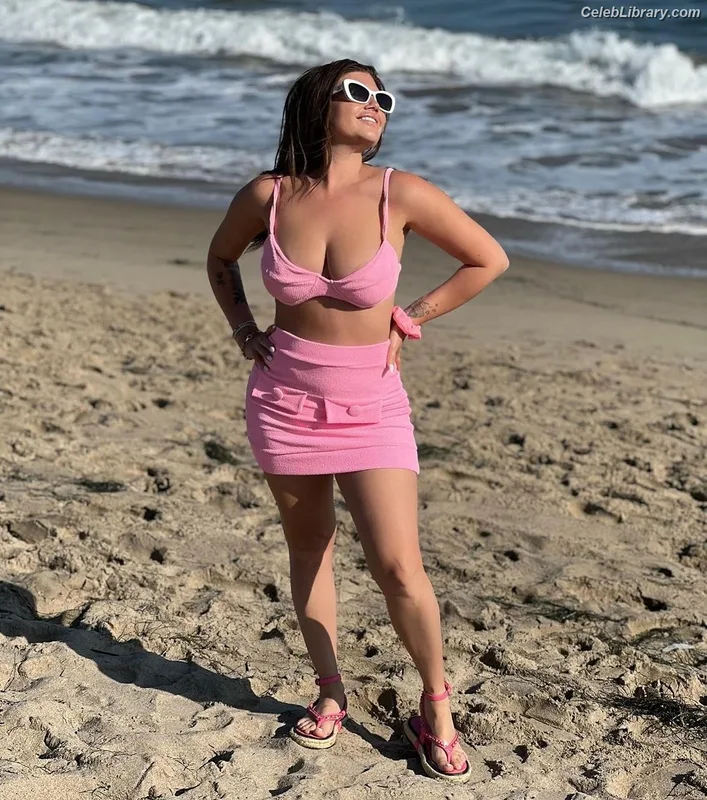 Chanel West Coast photo 16 of 707