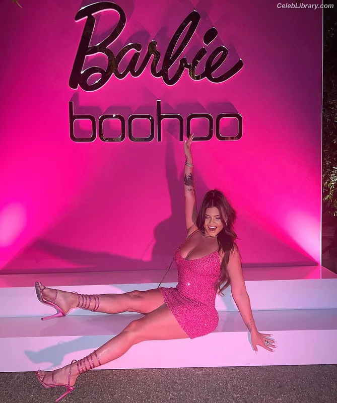 Chanel West Coast photo 18 of 707