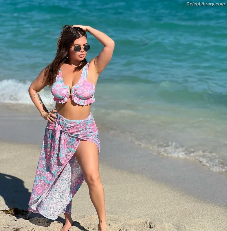Chanel West Coast photo 22 of 707