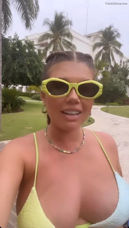 Chanel West Coast photo 8 of 707
