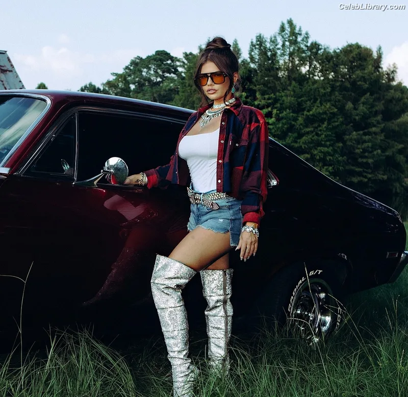 Chanel West Coast photo 12 of 707