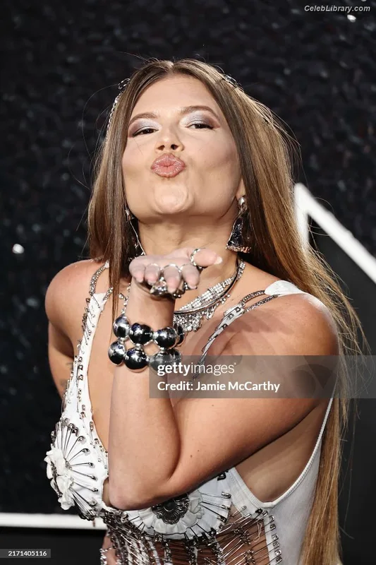 Chanel West Coast photo 6 of 707