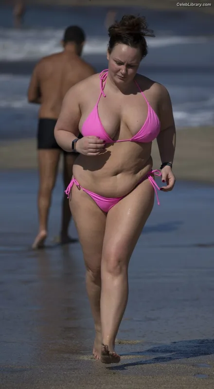 Chanelle Hayes photo 7 of 668