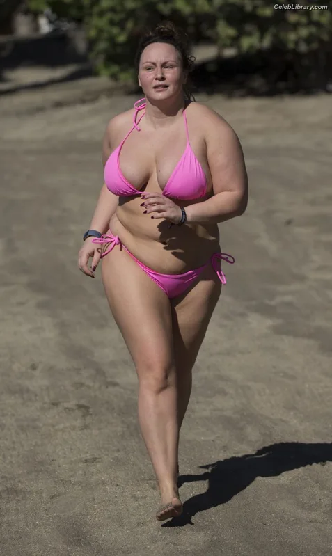 Chanelle Hayes photo 9 of 668