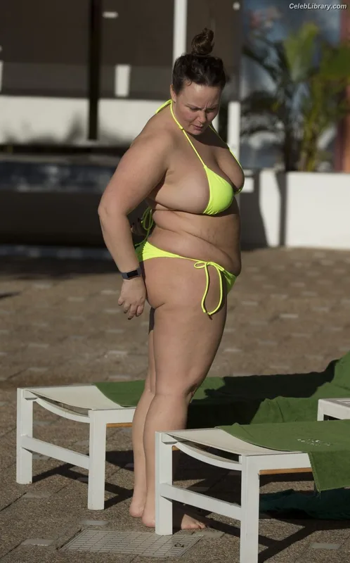 Chanelle Hayes photo 5 of 668