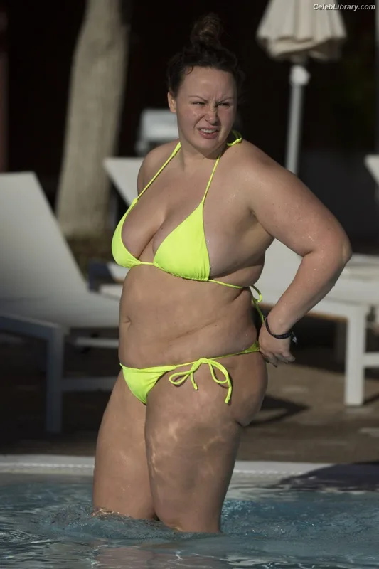 Chanelle Hayes photo 16 of 668