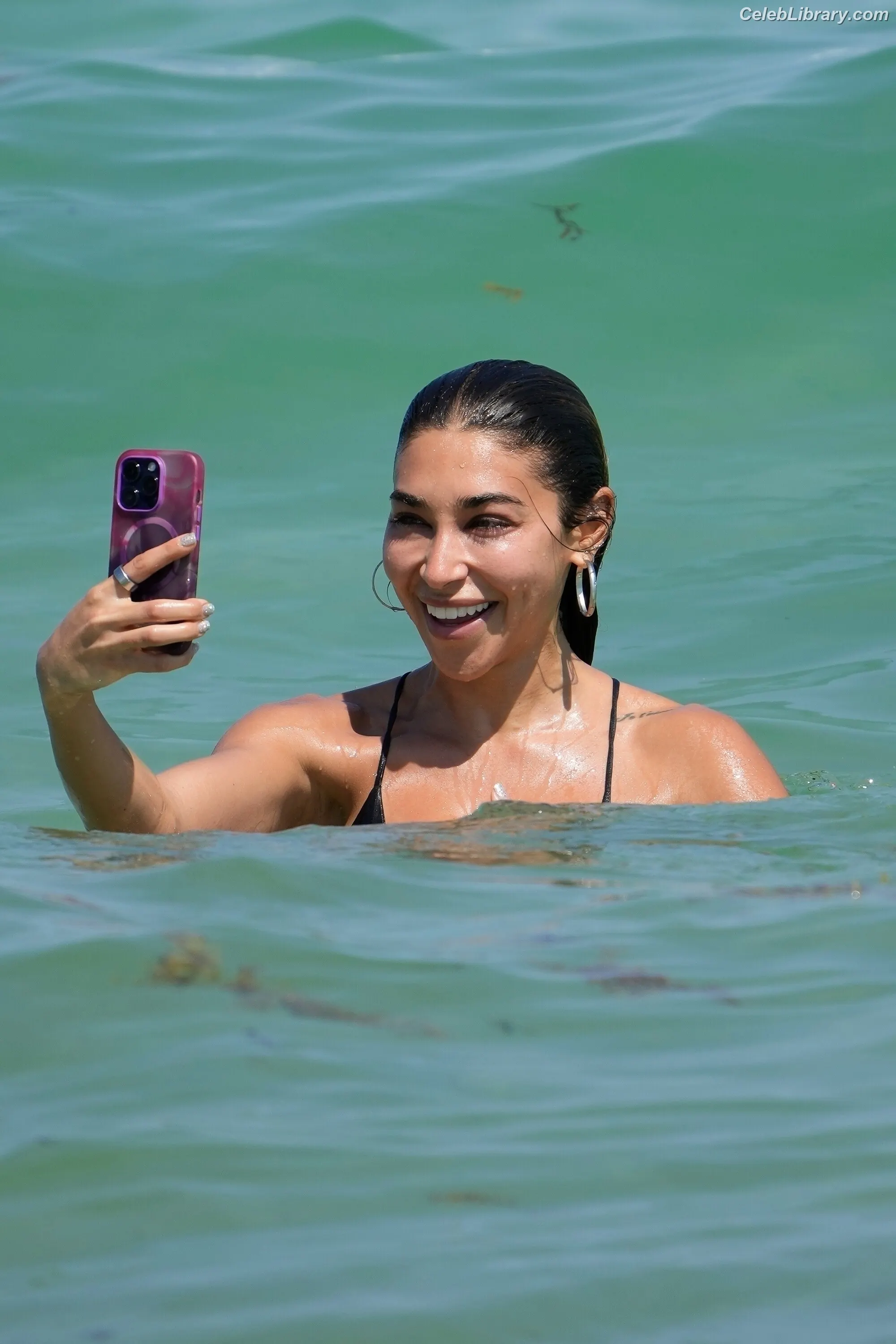Chantel Jeffries photo 18 of 1944