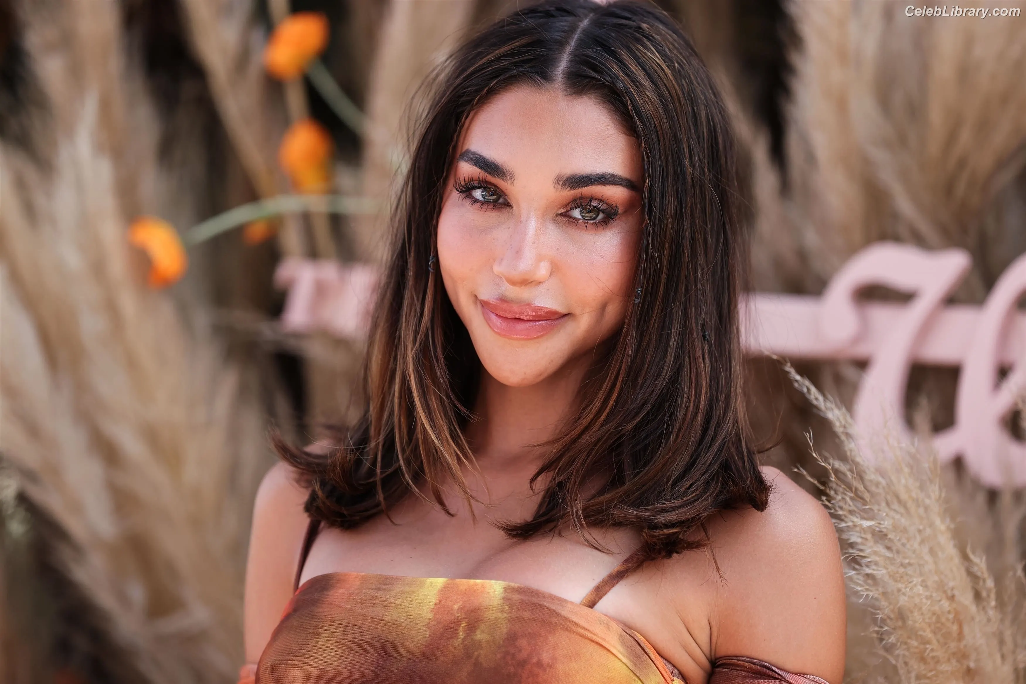 Chantel Jeffries photo 4 of 1944