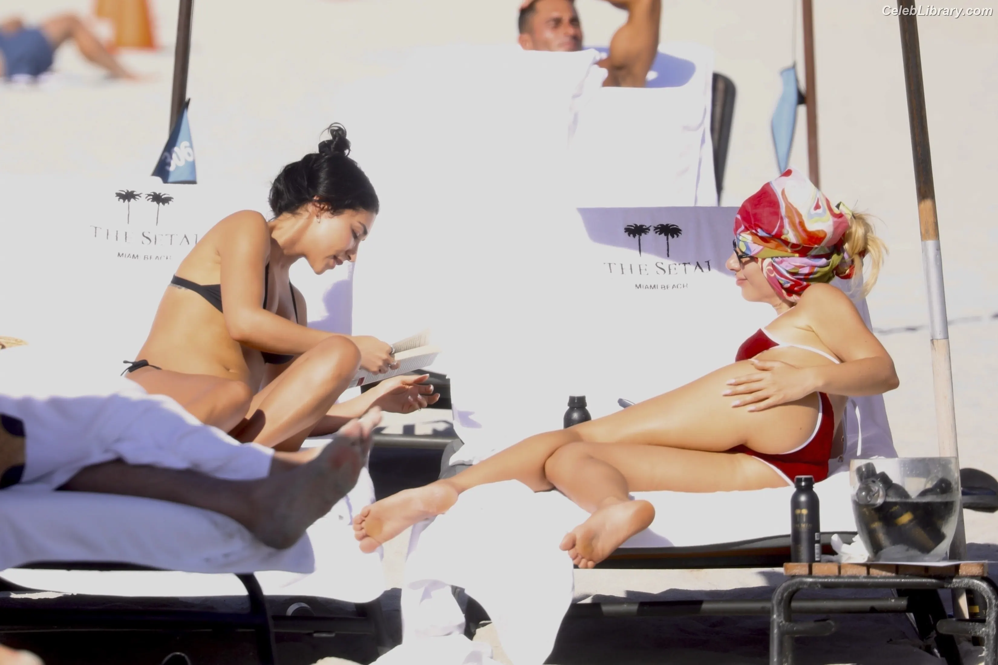 Chantel Jeffries photo 22 of 1944