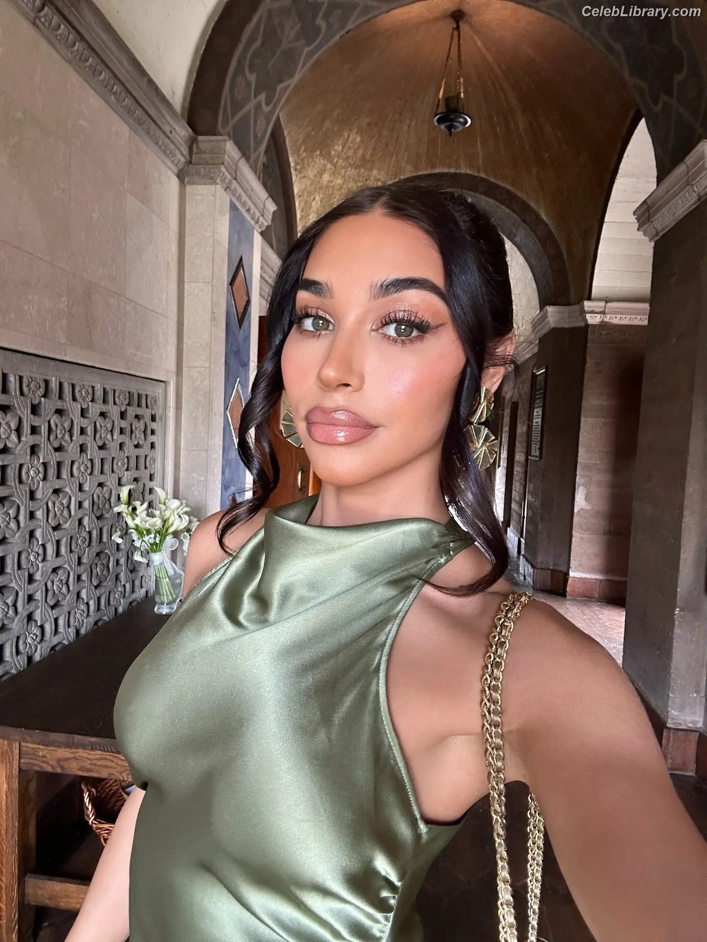 Chantel Jeffries photo 20 of 1944