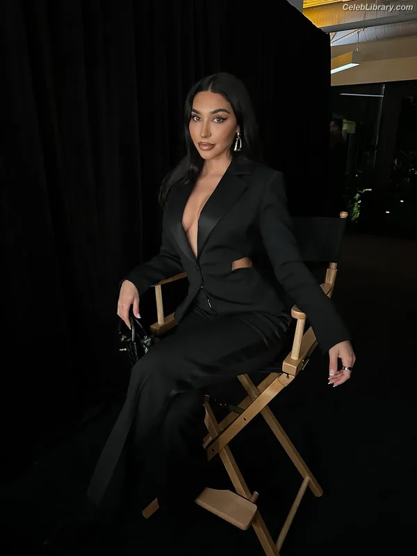 Chantel Jeffries photo 22 of 1942