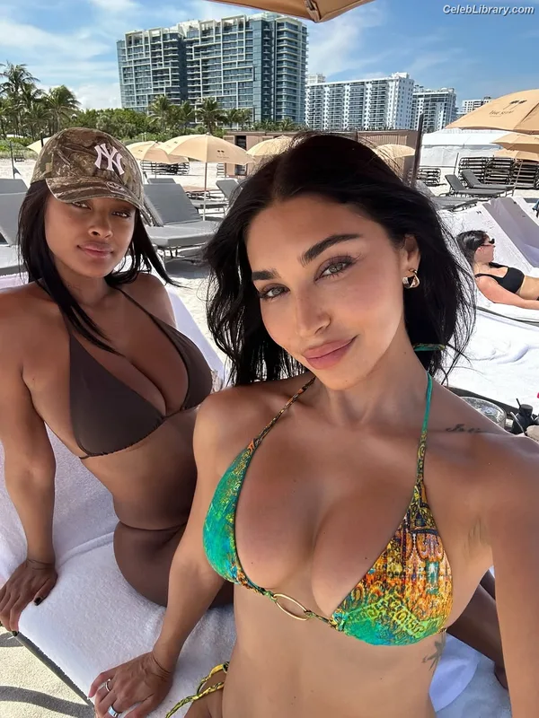 Chantel Jeffries photo 11 of 1942