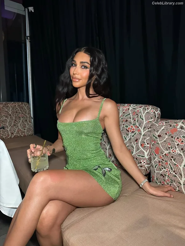 Chantel Jeffries photo 23 of 1942