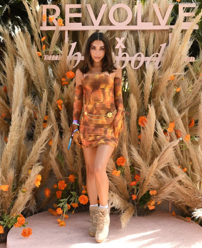 Chantel Jeffries photo 15 of 1942