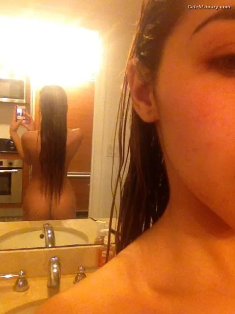 Chantel Jeffries photo 20 of 1942