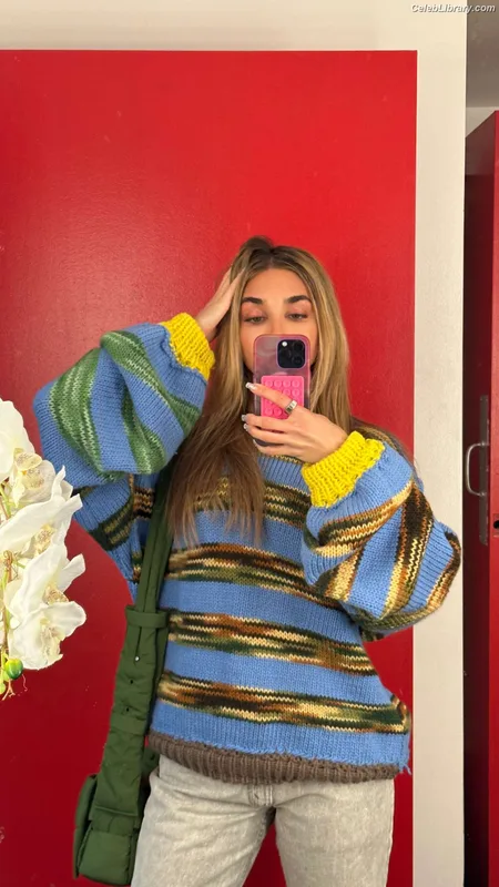 Chantel Jeffries photo 10 of 1942